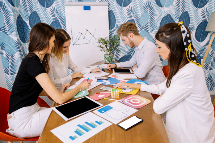 How Digital Marketing Outperform Traditional Tactics? Digital Marketing